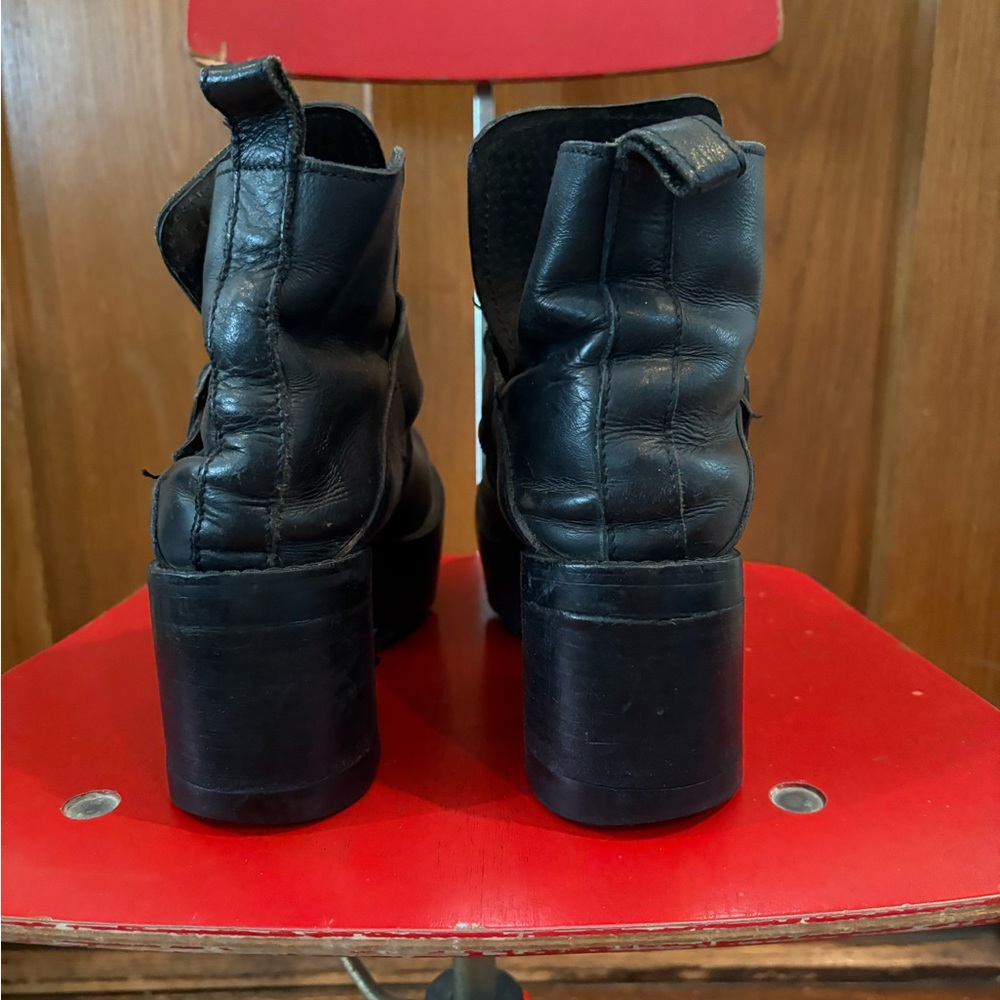 Black Platform Boots - image 3